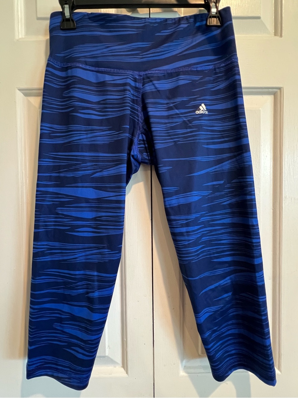 adidas💙Swim Capris - Blue Wave Patterned Women’s
